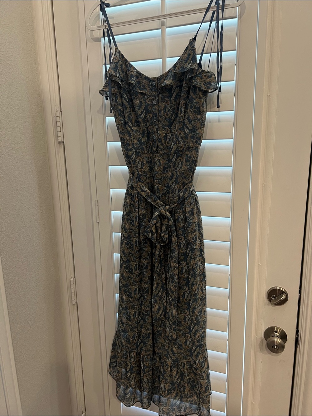 Chelsea & Violet Blue Paisley Tie-Waist Midi Dress